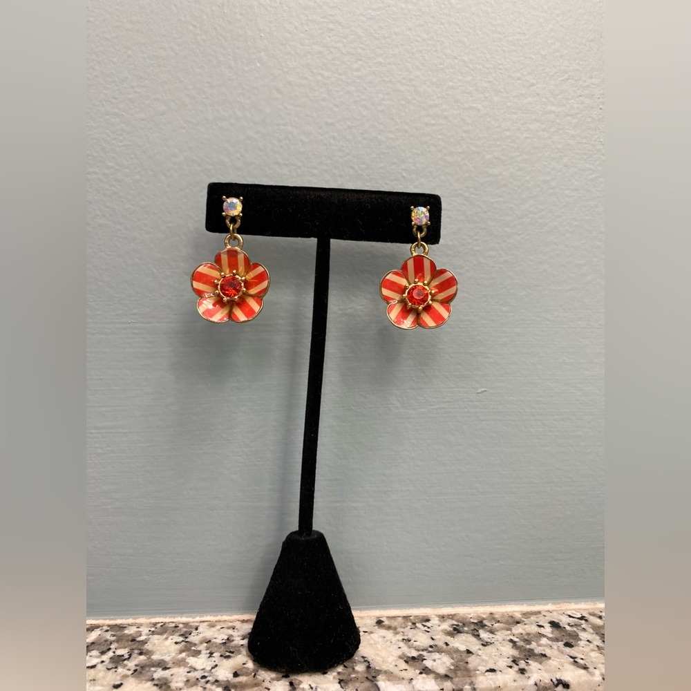 Betsy Johnson flower earrings